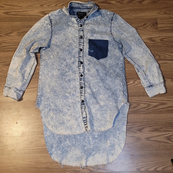 Distressed Acid Washed Shirt/Shacket - Picture 7 of 10